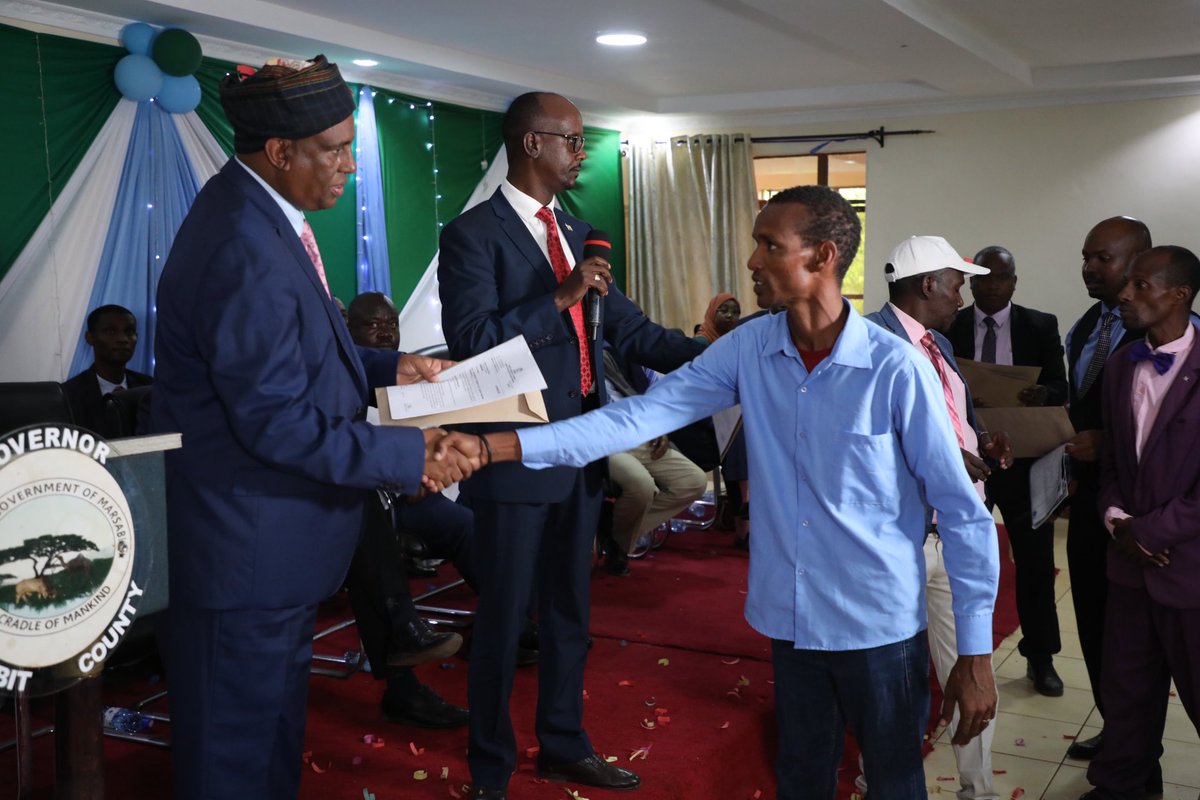 GovMohamudAli's tweet photo. Highlighting our commitment to ECD Education! In recent years, we've invested in training 287 ECDE teachers on Competency Based Curriculum. Today, we issued Certificates of Competency, ensuring quality education in Marsabit. https://t.co/1XCfYYSiGe