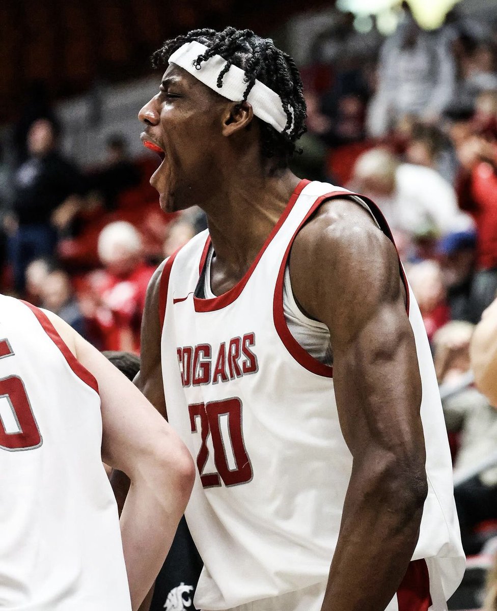 @am_rueben is on 🔥 this season 🤯!!! 🏀 Top Shot Blocking Freshman In PaC 12 🏀 Top 10 Rebounding In WSU Freshman History 🏀 Top Blocks Per Game Average In WSU Freshman History #NCAA #basketball #Africa