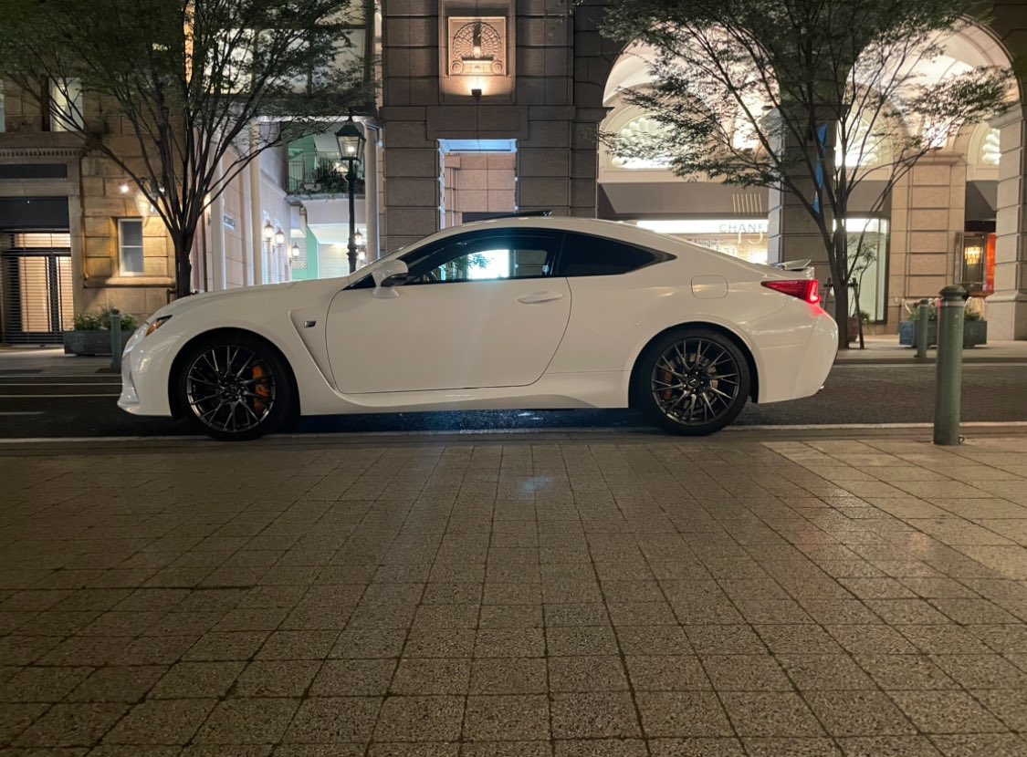 ju_n_ya_'s tweet photo. 神戸の街並最高ですね。
#RCF 
 #レクサス
#兵庫県 https://t.co/YBPysYf05p