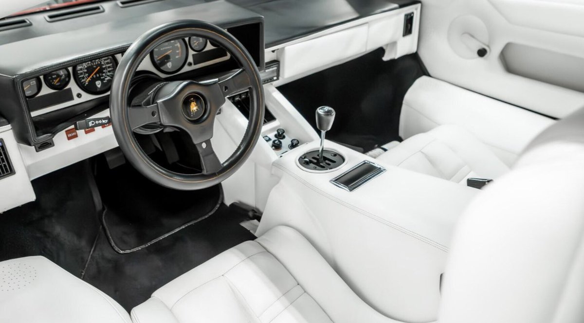 LamboCIub's tweet photo. Countach LP 5000 QV https://t.co/IPqImlz0k7