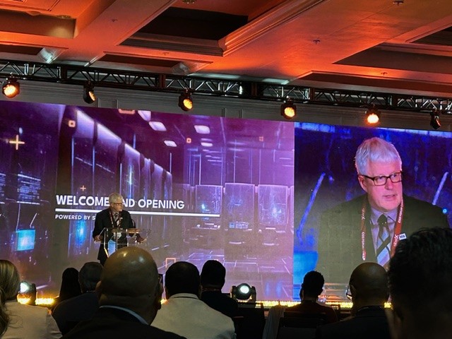 RH_EcDev's tweet photo. Special thanks to @myRichmondHill Mayor @DavidWestRH for delivering inspiring opening remarks at CISO Forum Canada 2024 powered by
@siberxorg. Kicking off this morning's important #CyberSecurity forum to mobilize IT leaders.
#CISOForum #CISO #CISOForumCanada #WeAreCyber https://t.co/cNMbBk6qBI
