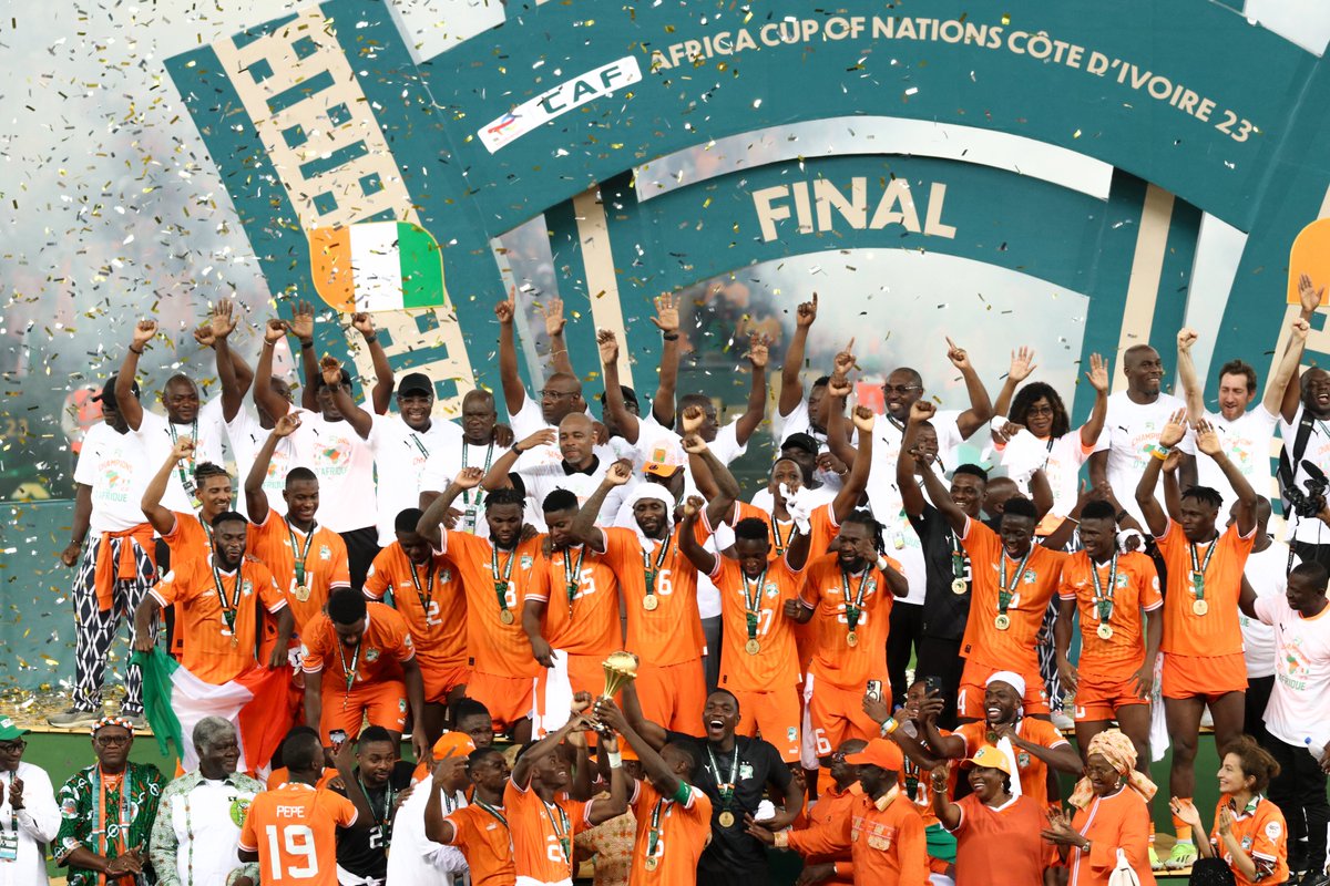 Superbe finale de la #CAN2023 hier soir à #Abidjan. Bravo aux Eléphants pour leur victoire ! 🇨🇮 L'<a href="/UNESCO_fr/">UNESCO en français</a> est fière d'avoir soutenu la Côte d'Ivoire dans ce bel événement, notamment en organisant une CAN des quartiers dans le cadre de son mandat pour le #sport et l'#éducation.
