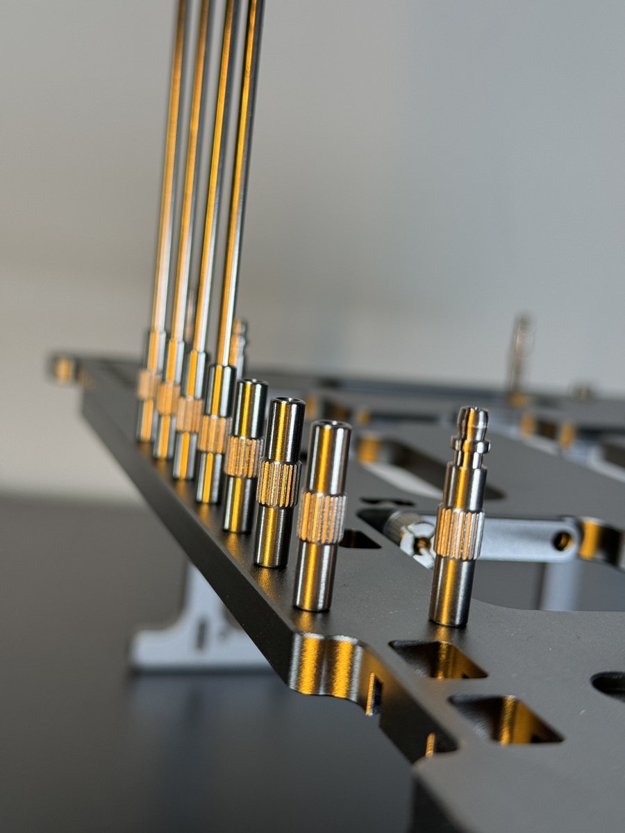 Streacom tweet media