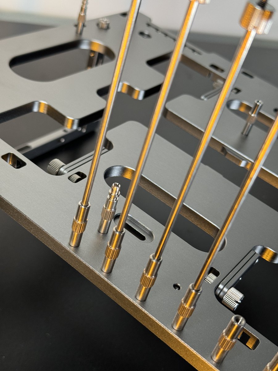 Streacom tweet media