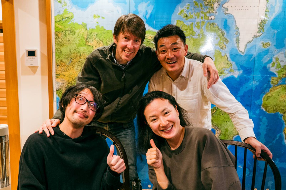 migueldobrich's tweet photo. Sending much love from Japan to the @newmarkjschool fam. 🥂

Thinking of our friends, as well as our mentors @jeffjarvis and @jeremycaplan.

#AlumniLove 
#EJ14 #EJ18 🇯🇵🇺🇾 https://t.co/cfCmrVUlFG