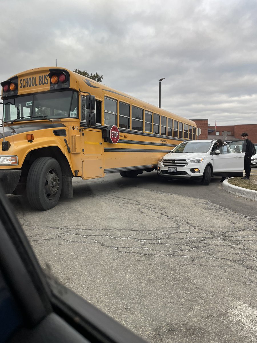 @FrBressaniCHS  what a mess this morning in the parking lot.  It took me 20 mins to drop off my son 😡