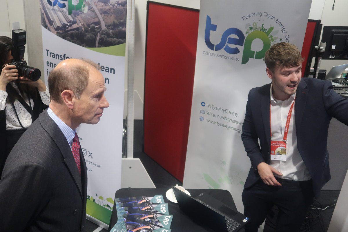 A fantastic day out at the Institute of Physics' - Powering Green Economy Reception event, graced by the presence of his royal highness, the Duke of Edinburgh Prince Edward. The event showcased physics-powered green technology from some big players in the industry.