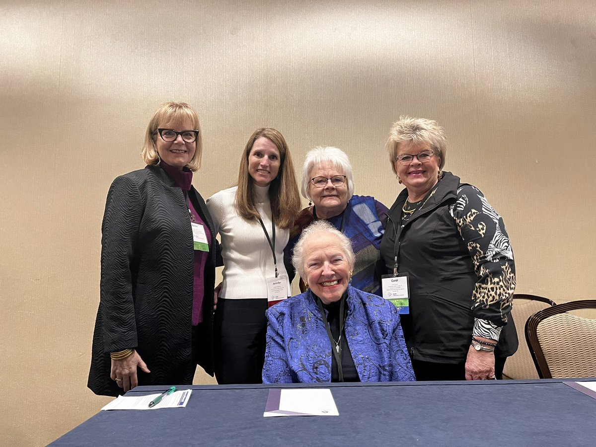 NARCregions's tweet photo. NARC’s amazing women in leadership. #regionslead #thinkregionally https://t.co/HWb9uV4Ofg