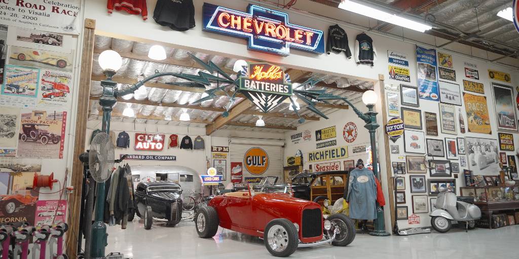 RACER_Network's tweet photo. On the next #DreamCollections, Chris visits Dennis Varni's car collection full of award-winning automobilia collected throughout the years. 

Wednesday, 10:30 PM ET/PT 
🏁Watch #MAVTV - Link in bio 

@ChrisJacobs 
#DreamCollections #ChrisJacobs #Hagerty #DennisVarni #SanJose https://t.co/ycq2E5bfel