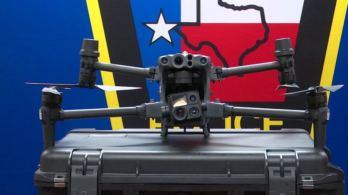 drone_responder's tweet photo. LATEST INDUSTRY NEWS

New Addition to Schertz Police Department Enhances Crime-Fighting Efforts

Read the full article on our website: https://t.co/HDp4lXGJcz

#Drones #EmergencyDroneResponder #EDRLIVE https://t.co/DQ7JrCjszU