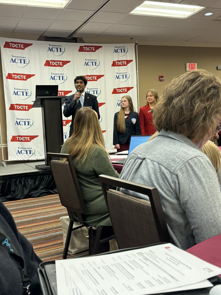 wcsCCTEks's tweet photo. He is amazing!! Awesome job showing your passion, Eshaan!
#WCSCCTE #CTEMonth #ChooseYourPath https://t.co/GJNqIt07BN