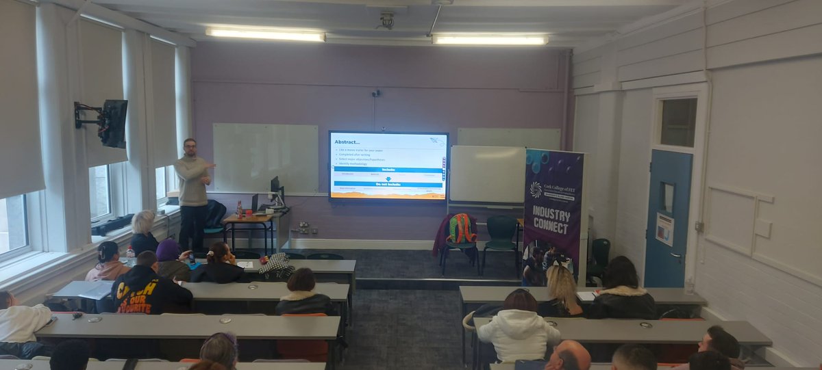 Access UCC's FE to HE Support Programme was thrilled to collaborate with @UccSkills Centre in facilitating #AcademicSkills workshops at Douglas St & Tramore Road FET campuses! 

Students were taught key strategies on Assignment Writing💻, Time Management⌚️ & Exam Prep📝
