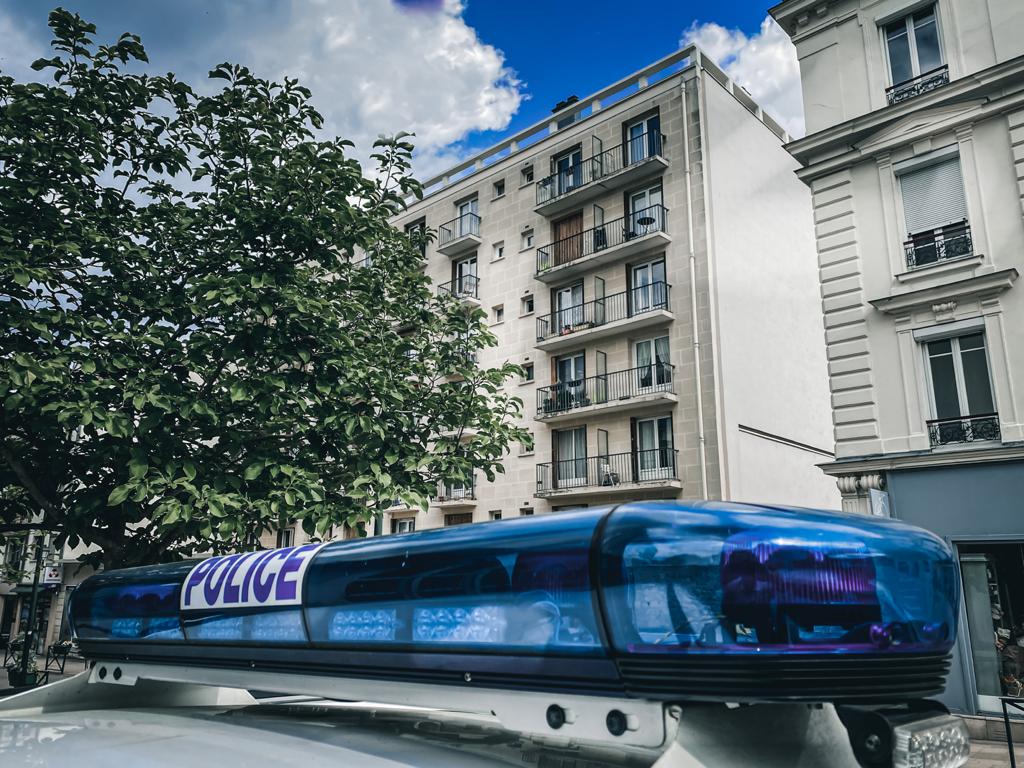 [#Securisation] 🚔
Nos #Policiers continuent de sécuriser les #écoles et les offices religieux de #Clamart et du #PlessisRobinson en effectuant rondes, patrouilles et points fixes. 
👉Votre sécurité est notre #priorité 👮‍♀️👮‍♂️