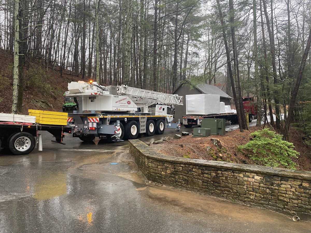 2 new <a href="/RainBirdGolf/">RainBirdGolf</a> pumps going in at Big Canoe