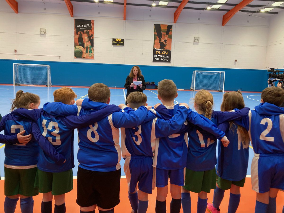 SalfordCouncil's tweet photo. The NW 1st dedicated Futsal Centre has been opened at Ordsall Leisure Centre by @CllrBentham with children from @JuniorOaks trying out the fast-paced &amp; thrilling game. Funded by a £190k grant from the Premier League, The FA &amp; the Football Foundation and £127,000 from the council. https://t.co/nEHMWN3U0g