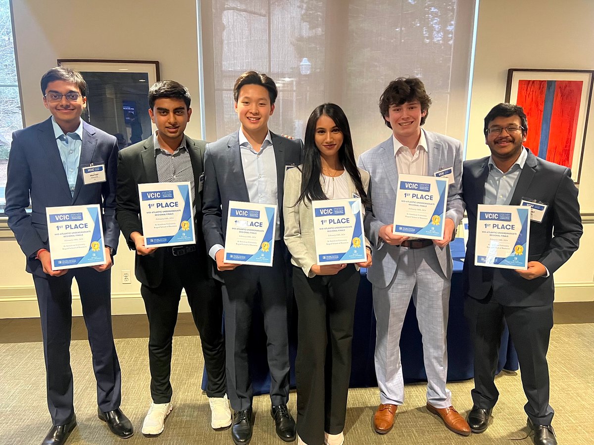 Congrats to our CMU team winning 1st place at the @vcic undergrad Mid-Atlantic Reg Finals! Innovation Scholar Pratyay Didwania (far left) & members of @ScottieVentures, CMU's undergrad VC club, go to VCIC Global Finals at UNC-Chapel Hill in April! @CarnegieMellon @teppercmu