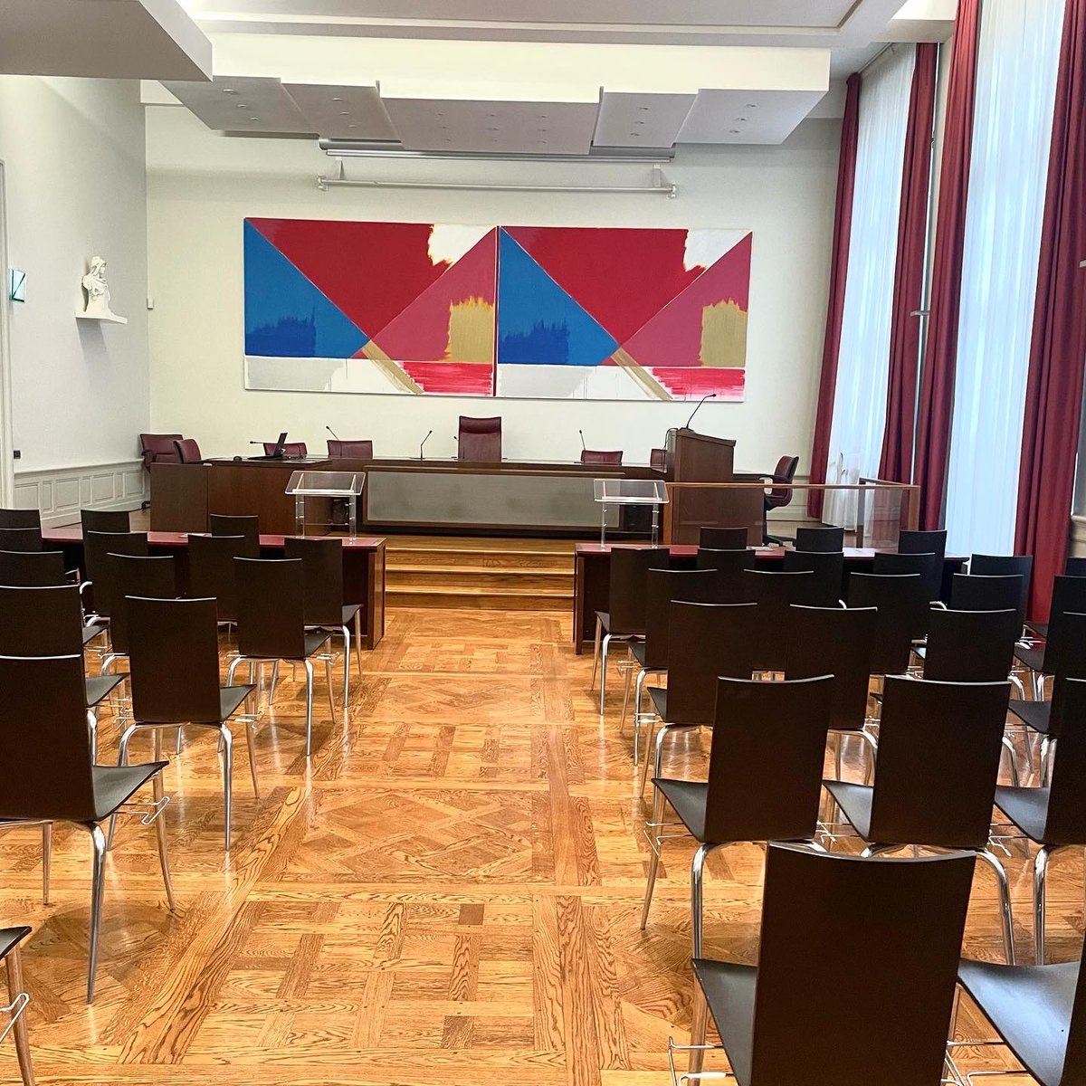InterkulturFR's tweet photo. Histoire &amp; justice se croisent à la Cour d'appel de Paris ! 🏛️✨ De la jeunesse royale à la justice moderne, embarquez le 21 fév. 10 tickets seulement ! 🎟️ #Paris #Justice #AventureHistorique https://t.co/1Kz47KUG1j