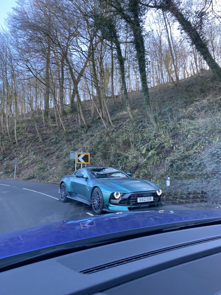 Amazing what you can find in the South Downs. Fantastic looking thing on the road, my panicky proofshot doesn’t do it justice
