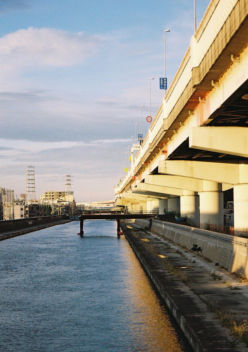 boku_photo_road's tweet photo. こういうのが好き
 #EOS100  #フィルムカメラ https://t.co/om6wEGPV4t
