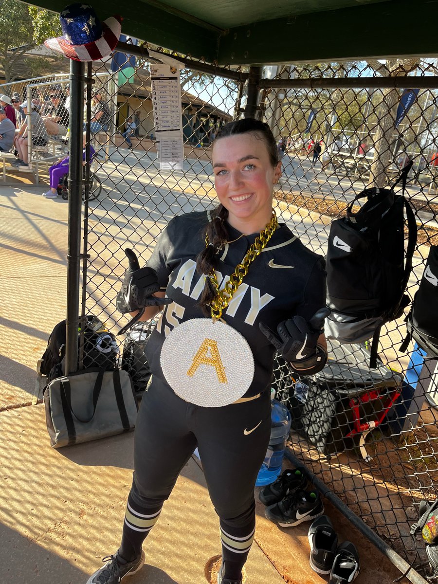 Army Softball tweet media