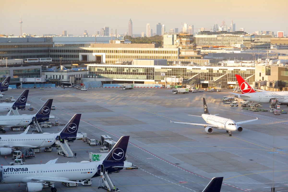 Traffic Figures – January 2024: The year begins with continued passenger growth. #frankfurtairport welcomed around 4.1 million passengers in January which is an increase of 11.1 percent year-on-year. 

Find out more at: fraport.com/en/newsroom/pr…

#ConnectingTheWorldWithTomorrow