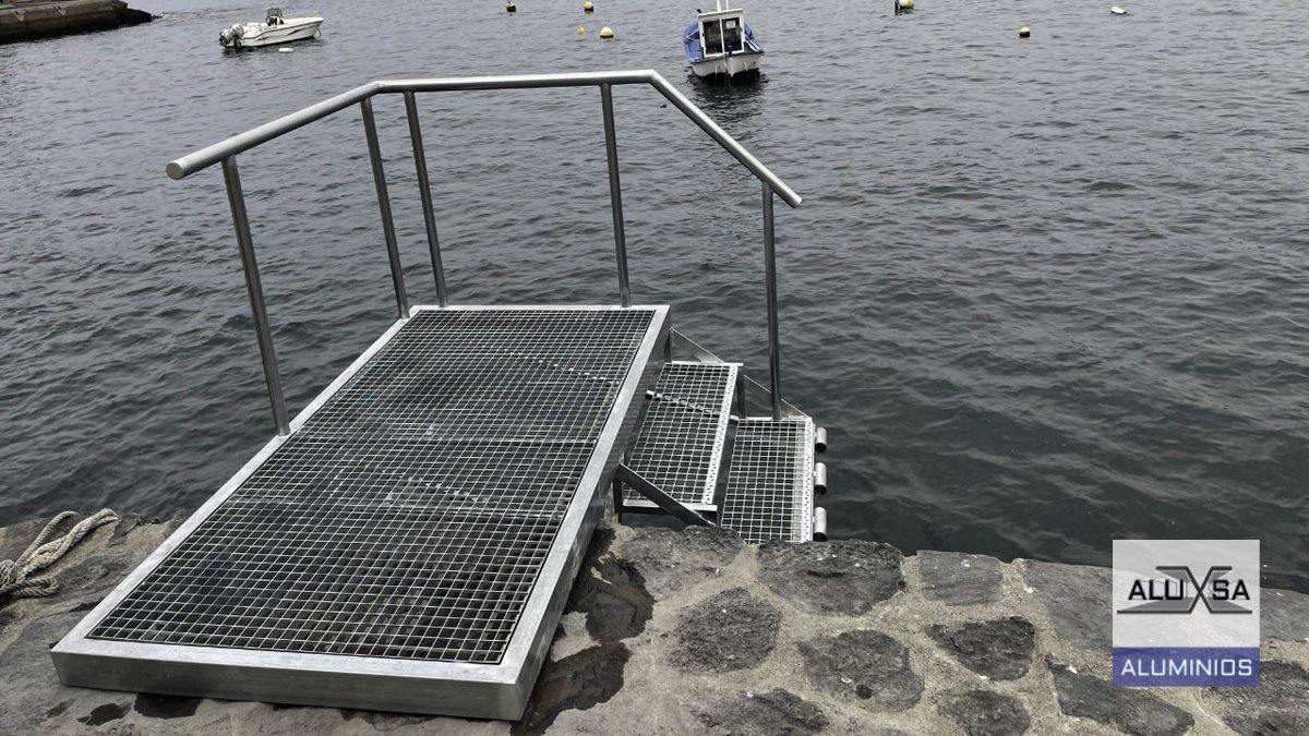 Fabricación e instalación de estructuras en acero galvanizado a medida para muelles y pantalanes en Tenerife.aluxsatenerife.com/cerrajeria-ten…

#cerrajeria #acerogalvanizado #Tenerife #muelles #pantalanes