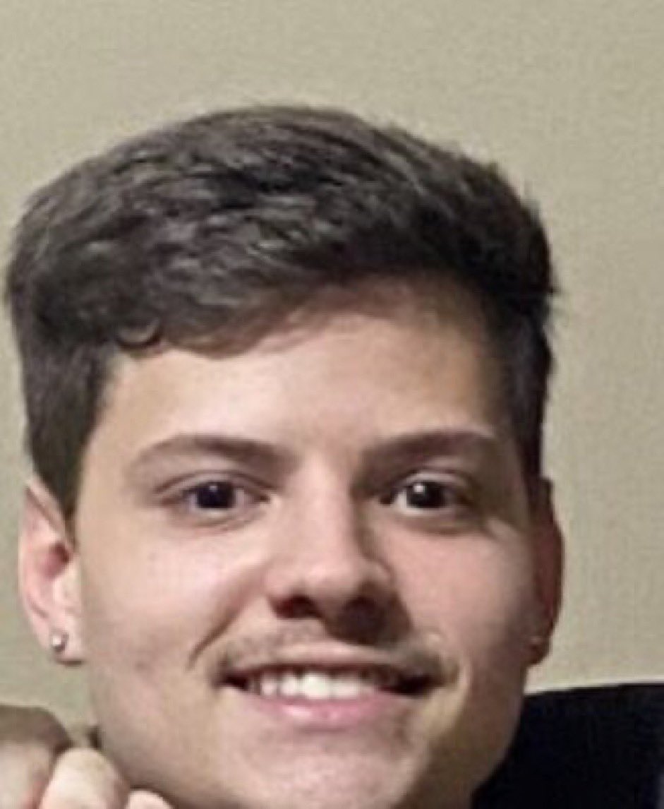 TeamSolid_of's tweet image. ADMITA:

Você já tava com saudades de ver o Counter-Strike Original aprontando né?

POIS A ESPERA ACABOU. HOJE TEM #SOLIDCS 💛