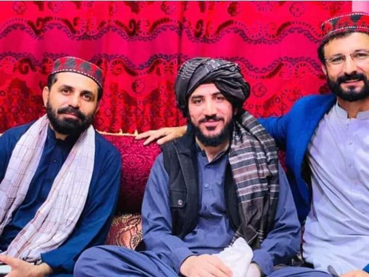 AghanLala's tweet photo. چه تر څو مو ددې پاشسټ ریاست نه آذادی نوی تر لاسه کړې د خوشحالی ورځ راباندی د ط ټکی دۍ د پنجابی چه هرڅه زړه وغواړی هم هغه کوی خو افسوس زمونګ په قام 
#FreeNoorullahTareen https://t.co/bhgy3ihidB