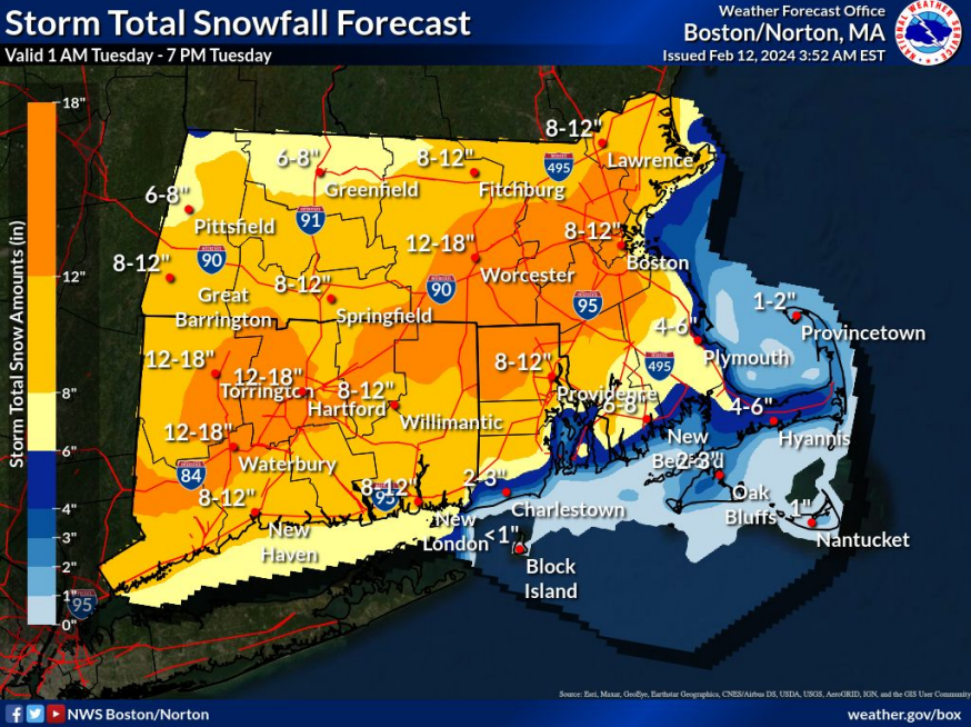 MassEMA's tweet image. The latest forecast from MEMA’s Agency Meteorologist and our @NWSBoston partners indicates widespread snow amounts of 8-12” Tuesday.
🚗 Hazardous travel is expected.
⚡ Potential for scattered power outages
🌊 Minor to moderate coastal flooding may occur.