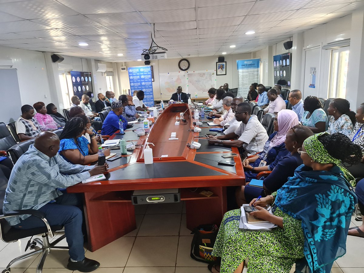 WHOSouthSudan's tweet photo. Today, Dr @karamagih, the new @WHOSouthSudan Rep., held a meeting with staff to familiarize himself with the office &amp; gain a better understanding of the public health context of🇸🇸. This will enable @WHO support to be tailored to enhance the health &amp; welfare of the people of🇸🇸 https://t.co/kGKVc6ZseH