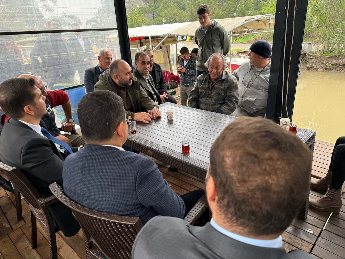 Her yerde umutla, inançla ve tebessümle karşılanıyoruz.

Kemer balıkçı barınağımızı ziyaret ettik. Balıkçı kardeşlerimize bereketli ve başarılı bir sezon dileğinde bulunduk. Balıkçı barınağımızı tamamen düzenleyecek, yeni bir proje ile balıkçı kardeşlerimize yakışır bir hale