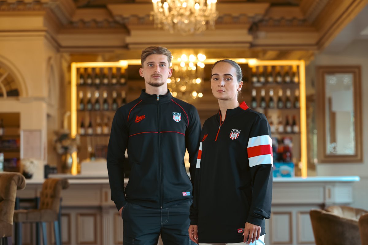 AvecSport's tweet photo. Did you know that you can currently save up to 30% on our black retro collection with @SunderlandAFC? 😮

Find out more about the range and where you can buy here 👉  https://t.co/jLTpxXZHig

📸: @horrocksphoto

#SAFCRetro #SAFC https://t.co/uVVGDyoYkH