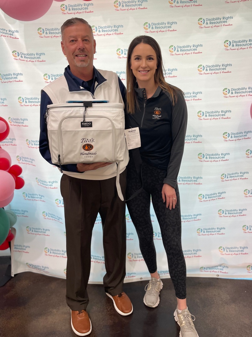A big thank you to <a href="/TitosVodka/">TitosVodka</a> &amp; Audra for being a Gold Sponsor for an Evening with @KodiLeeRocks Feb. 29! Audra brought a fantastic auction item, but you have to be at the concert to have a chance to win. Get your tickets now at drradvocates.org/kodi-lee-live/! #KodiLee #TitosVodka
