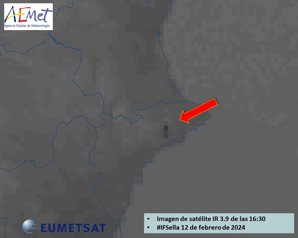 A esta hora, el #IFSella es detectado por el satélite Meteosat, en su órbita a 36000 km de altitud.