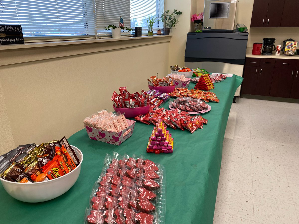 Red Oak High School tweet media