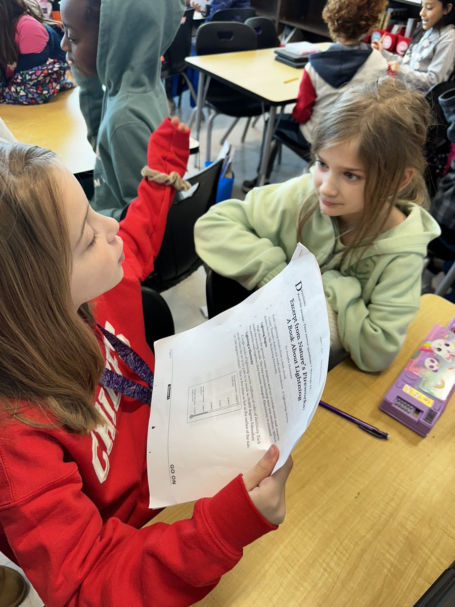 baristondo1's tweet photo. Launching our new writing unit. Partners read their passage together and took turns after reading telling each other what they learned in different subtopics, while the other partner checked the text to make sure they included the details. https://t.co/OorWrbofYo