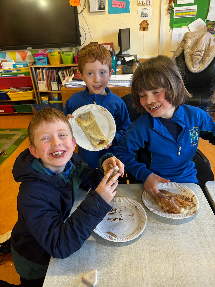 Parteen_School's tweet image. Pancake Monday is a thing, yeah? 🥞🍫

#pancakes #funfactory #mondaymadness