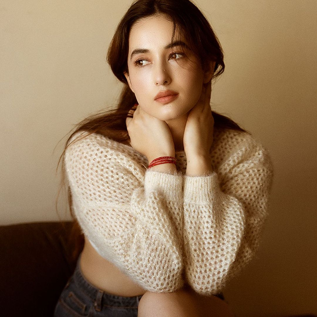 GGJk59_acAAn4LX?format=jpg&name=medium