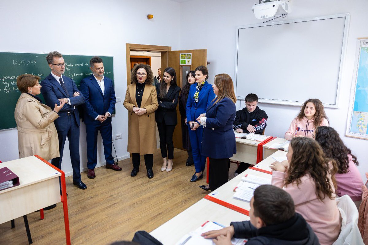 ADobrushi's tweet photo. Together with 🇪🇺EU Ambassador in 🇦🇱 @SilvioGonzato we visited the Institute of Children with Hearing Impairment where the #EU4InclusiveTeaching project, implemented by @OSFAlbania, has made a tangible difference in inclusive education and in the lives of the students. https://t.co/QnT9NQiGfX