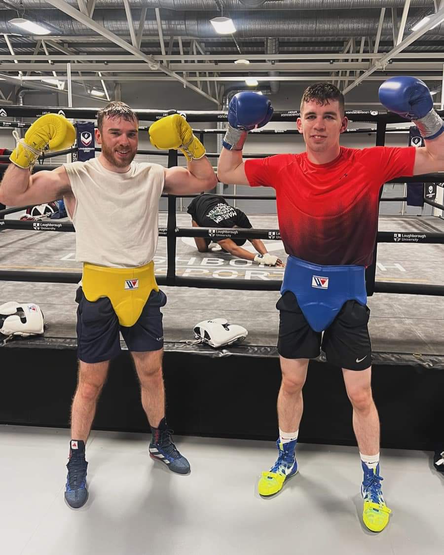 Another of the you'd of paid good money to watch spars? @Kieranmolloy8 & @stevie_mckenna helping each other to prepare for their next fights