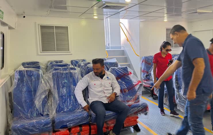 #12Feb #AvancesTAP

La inspección efectuada por el pdte. del #INEA Germán Gómez Larez a los trabajos de construcción de buques #TAP en #Cumaná incluyó la visita al monocasco Playa Caribe para supervisar el acomodamiento interno. 

Fue atendido por el pdte. de <a href="/marinoadv/">Giulio Marino</a>.