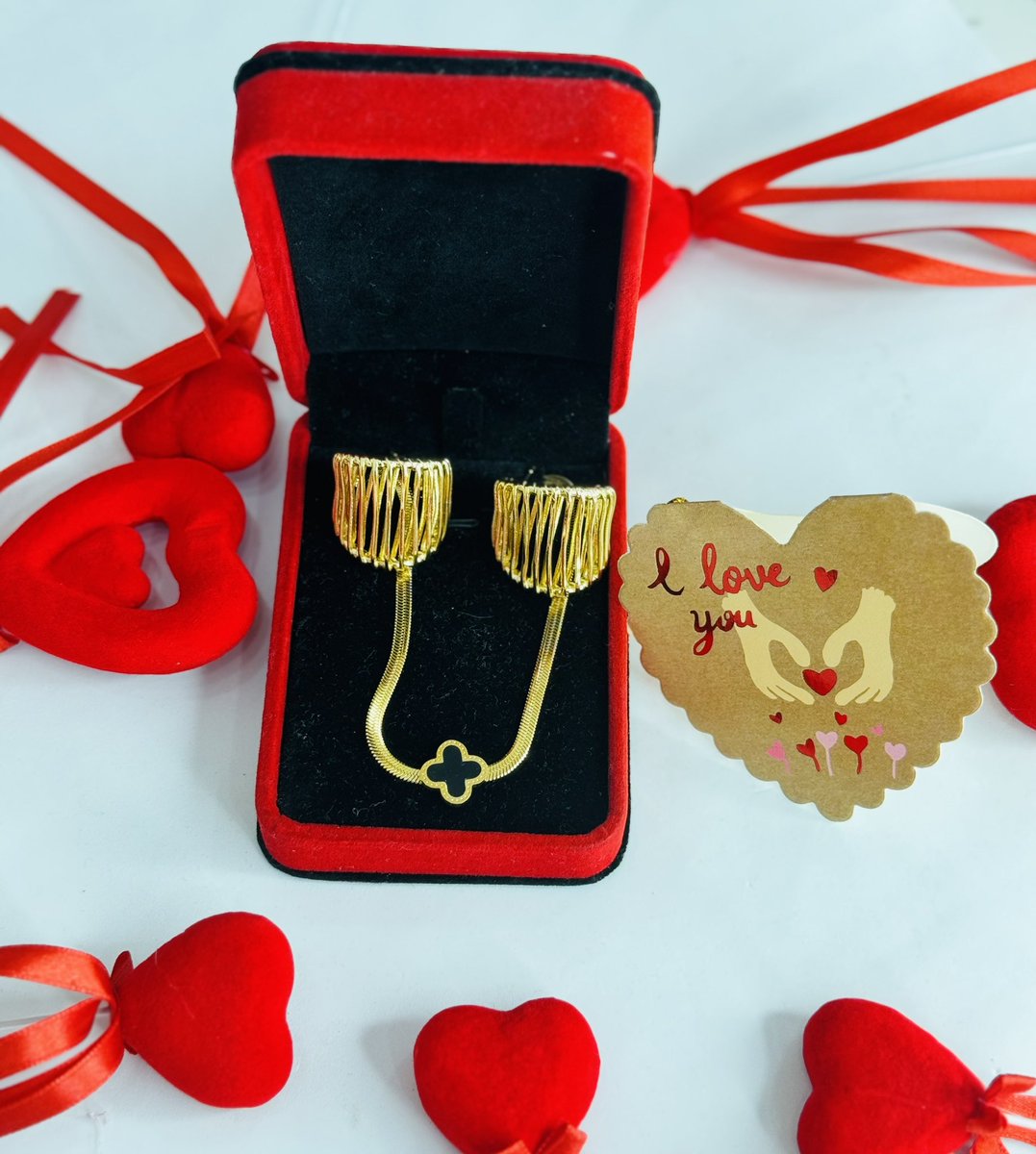 jipatie gift valentine kwa elfu 25,000/= babe afurahi 
whatsap/cal 0673628097
Tunapatikana sinza mori 
#totbonanza #valentinegift #tanzania