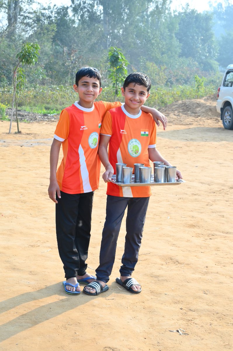🇮🇳🌴🌲🌳बाबा श्योत नाथ अखाड़े में नशा मुक्ती के कार्यक्रम में मुख्यमंत्री के OSD वीरेंद्र दहिया जी व Tree Man देवेंद्र सूरा जी ने बच्चो को प्रेरित किया🇮🇳🌴🌲🙏