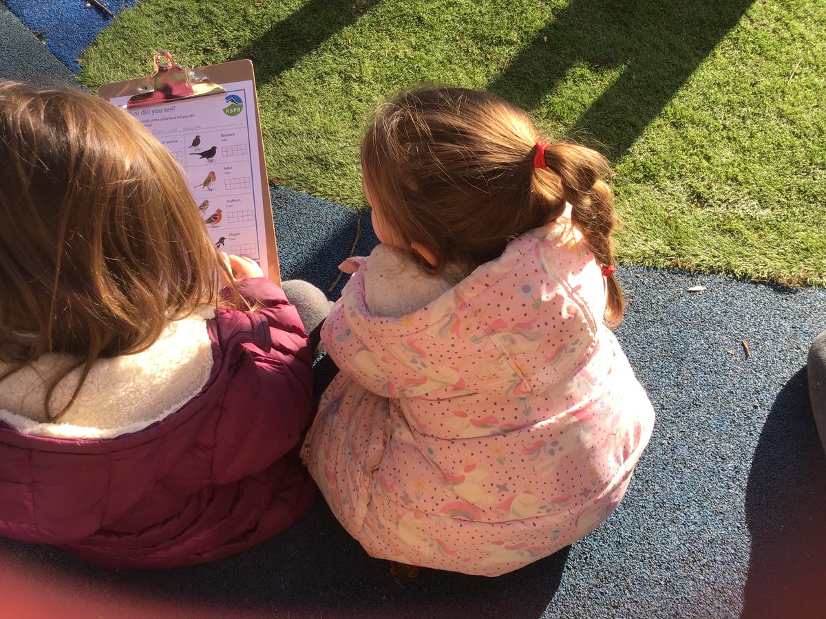 FinedonScFS's tweet photo. This afternoon the Reception children have been taking part in the RSPB Big School Birdwatch. They spotted lots of birds including sparrows, blue tits, wood pigeons, crows and a red kite.
#RSPB #BigSchoolsBirdwatch https://t.co/SundHscUVp