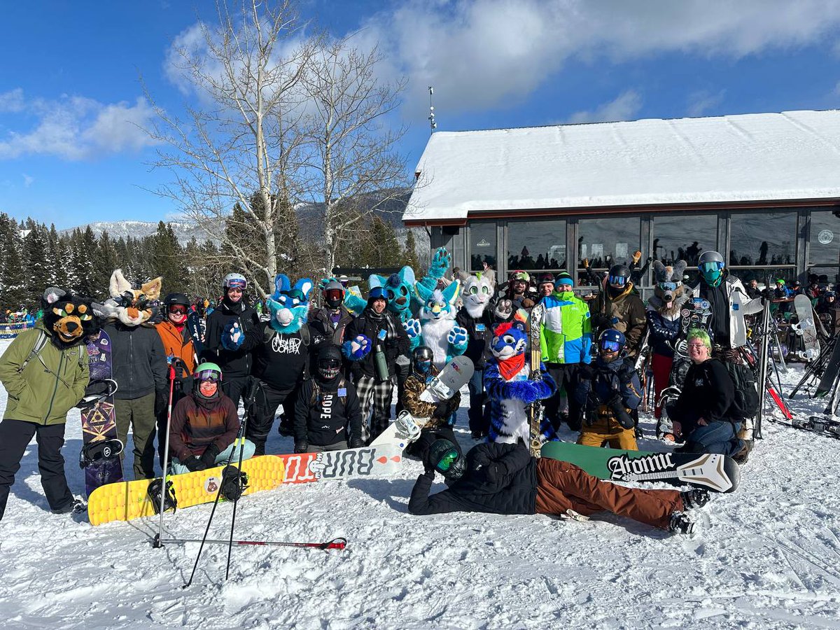 Montana Anthro Ski Weekend tweet media