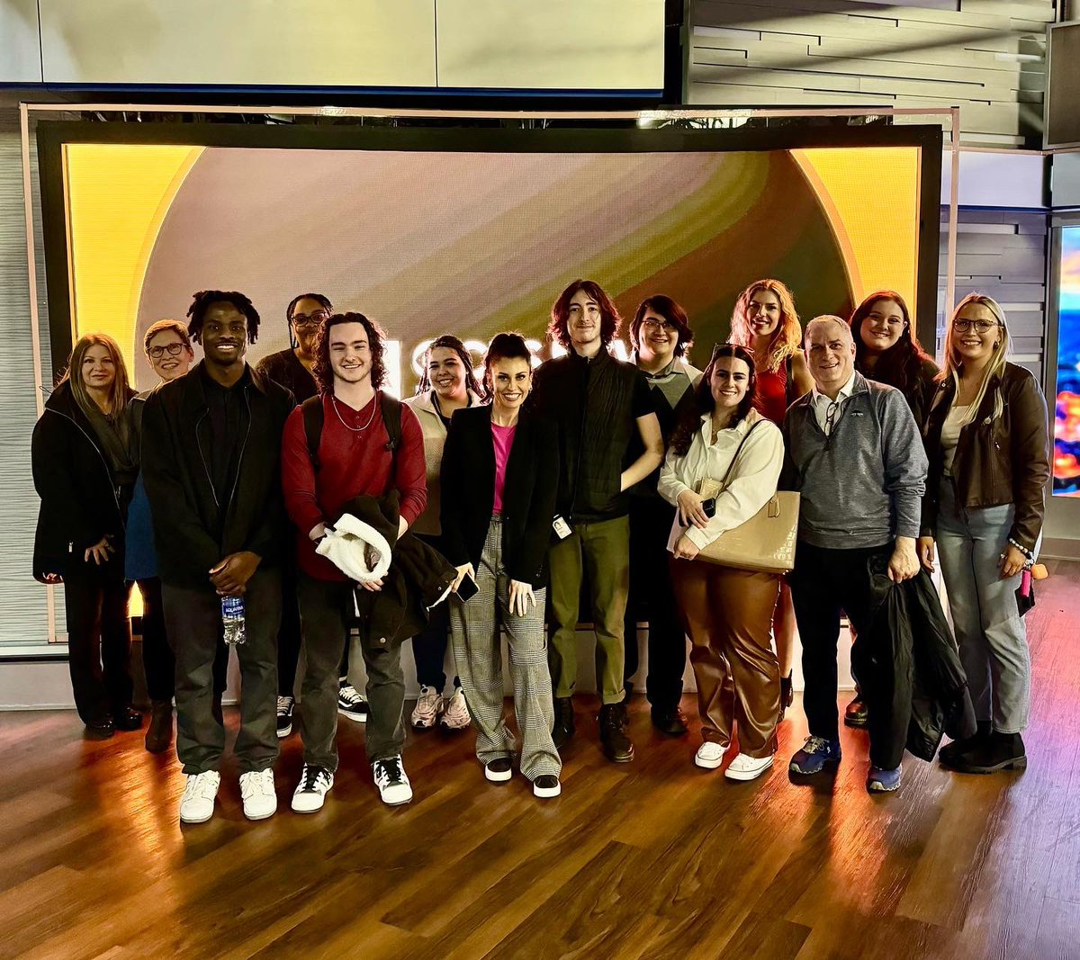pointparkrsb's tweet photo. Point Park University students learned about roles and career paths at KDKA at the Business of Broadcast Insider Tour, supported by the Pennsylvania Association of Broadcasters.๐
Thank you to all of KDKA and Point Park Alum @MaryOursWX for talking to our students!๐คฉ
#pointpark https://t.co/NvBebiEDnF