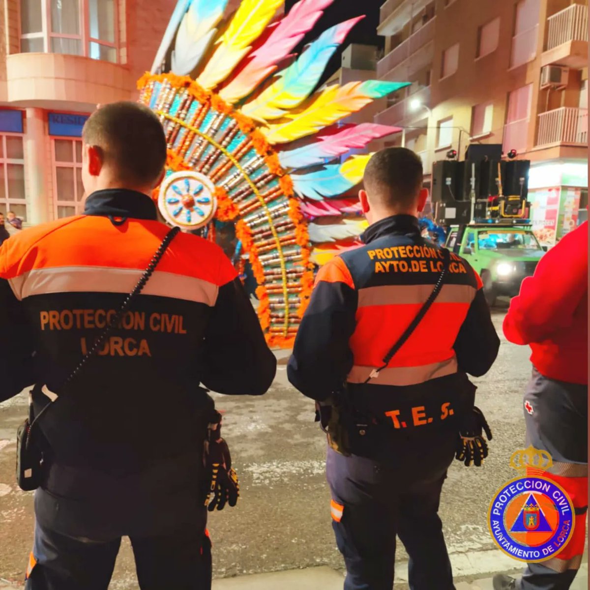 avpclorca's tweet photo. ¡El carnaval de Águilas ha sido un éxito y hemos estado colaborando con  protección civil de Águilas! 🎉🚒

#ProtecciónCivilLorca 
#CarnavalÁguilas 
#ColaboraciónExitosa 
#SeguridadPrimero https://t.co/YrLldeTI34