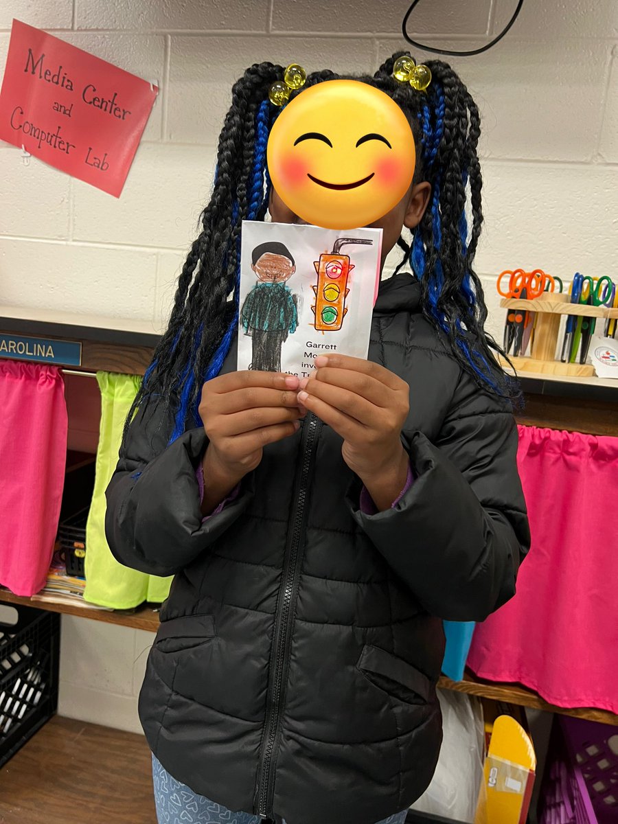 ReadforCupcakes's tweet photo. #BlackHistoryMonth project about Garrett Morgan @chibitronics @CodeJoyEdu @InfyFoundation https://t.co/jnDvWbKdfS