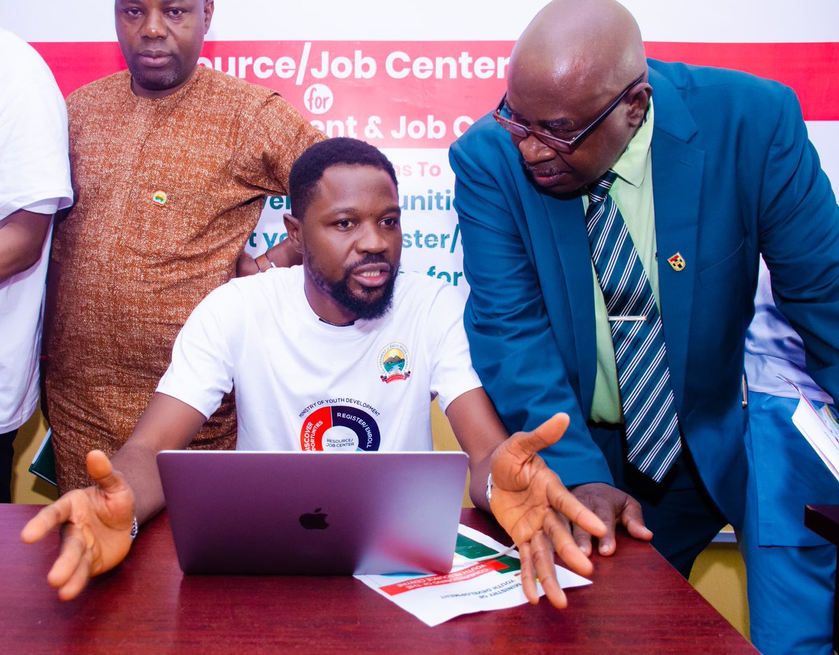 GoldAdedayo1's tweet photo. The Resource/Job Centre stands as a source of hope and opportunity for the vibrant youth of Ekiti State. With its unveiling, a lot of programs and initiatives are set to empower our youths.

The centre will serve as a catalyst for personal and professional growth, offering access https://t.co/y8Tm8IpbXM