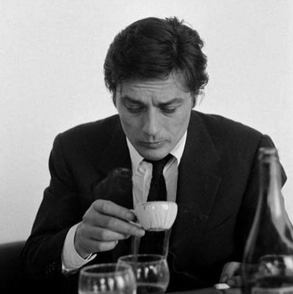 #alaindelon #ifyoudontlike #mondays #mondaymood #mondaymoods #moviestar #actorlife #actorlifestyle #parisianlifestyle #60s #60sstyle ##peoplephoztography #lifestylephotographie #actorphotography #beyondcoolmag #motion #travel #urban #life